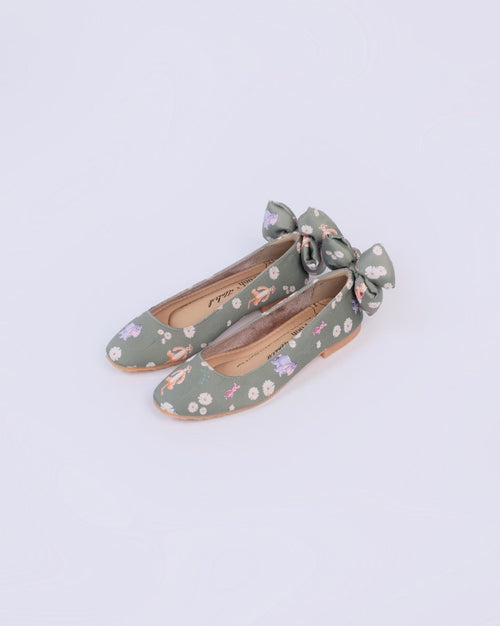 Meadow Garden Square Toe Olive