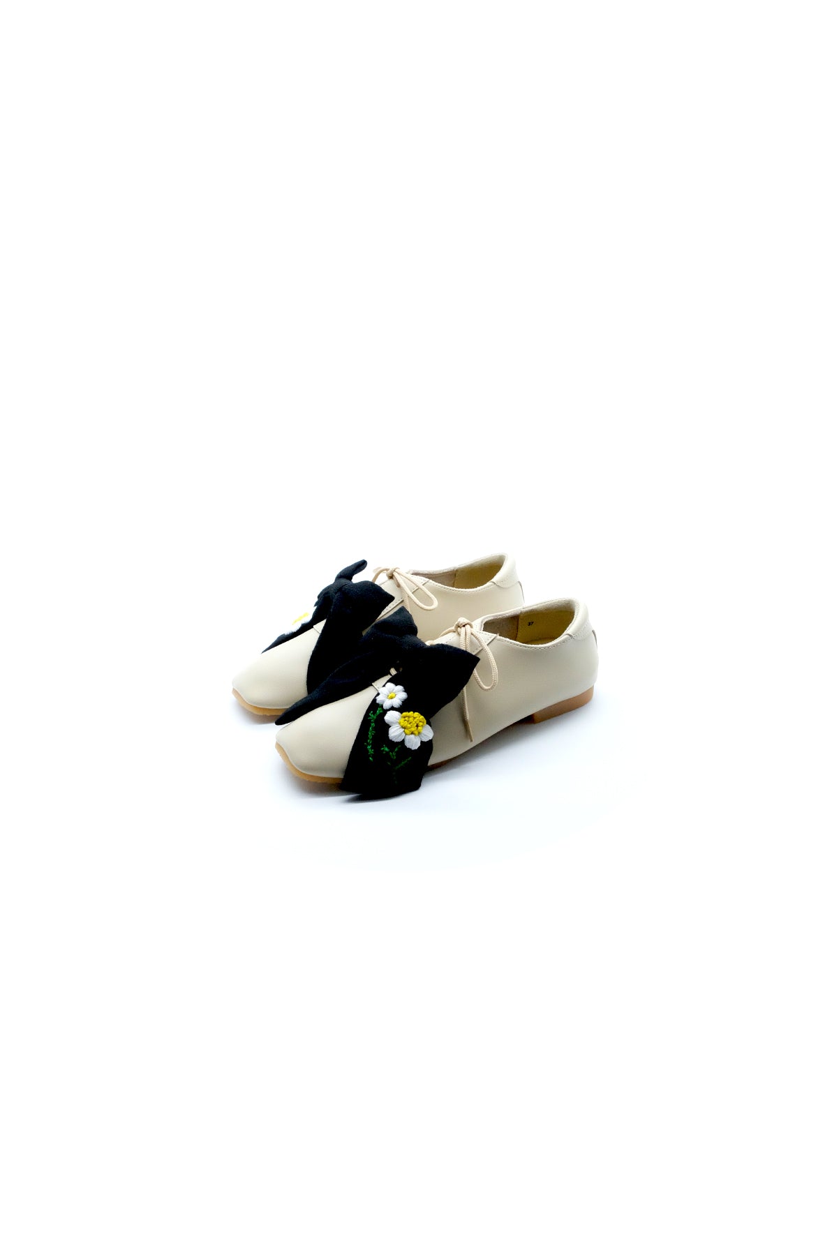 Seraphina Hand-Embroidered Ribbon Sand