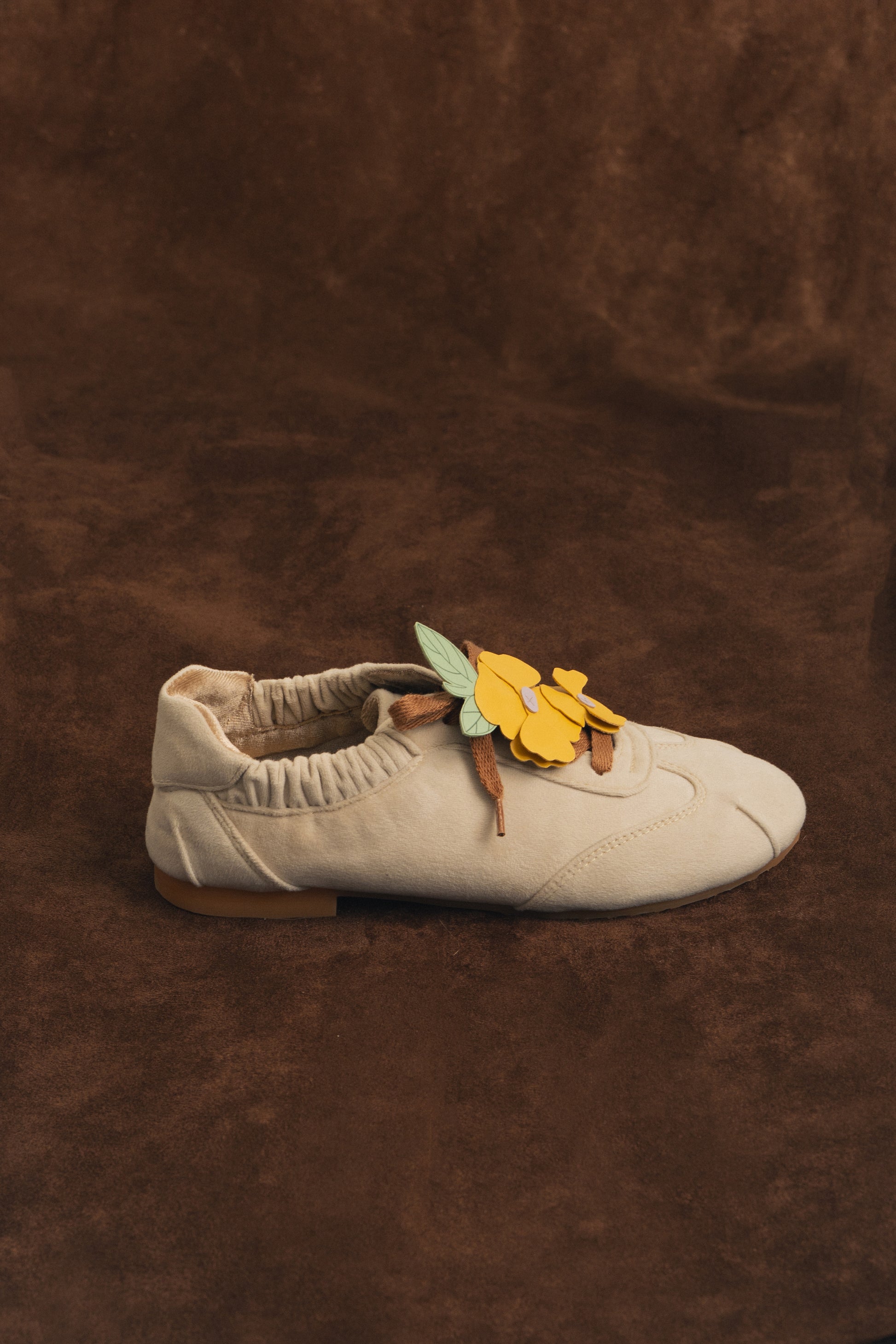 ⁠Ittaherl Florea Sneakers Velvet Sand