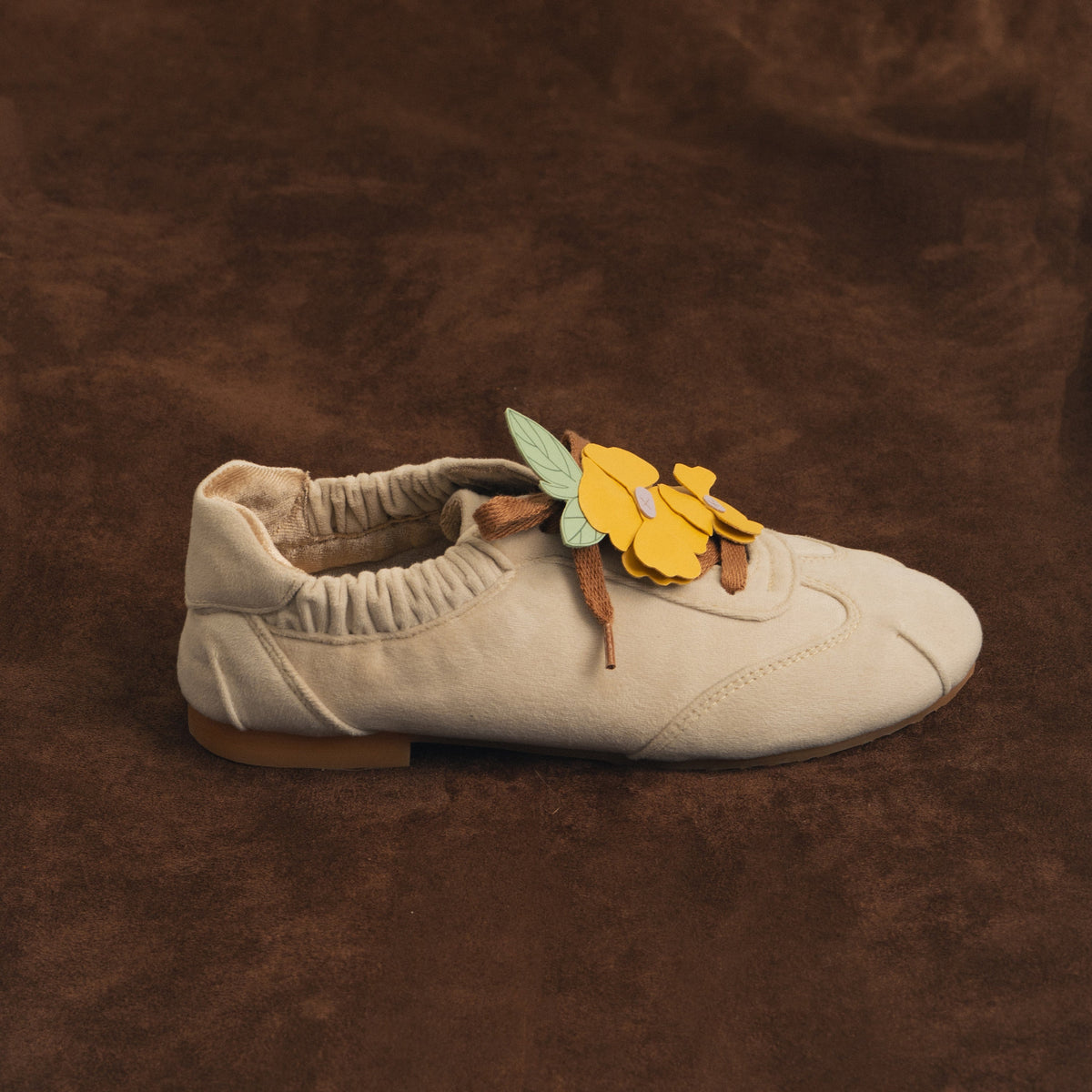 ⁠Ittaherl Florea Sneakers Velvet Sand