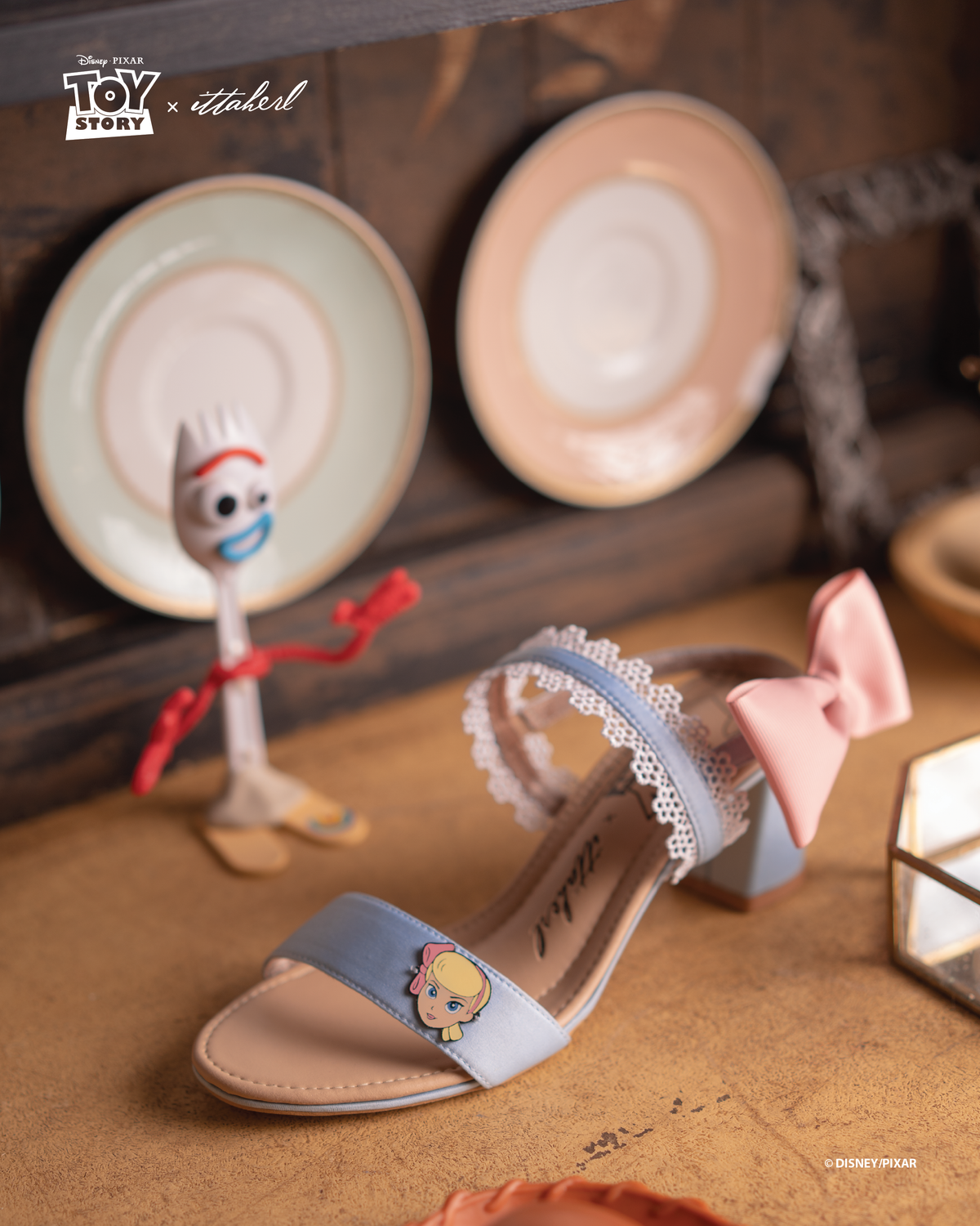 Rescue Mission Strap Blockheels 60mm Sky