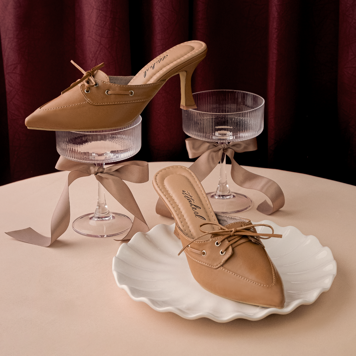 Ittaherl Waylon Slipper Thin Heels 70mm Camel