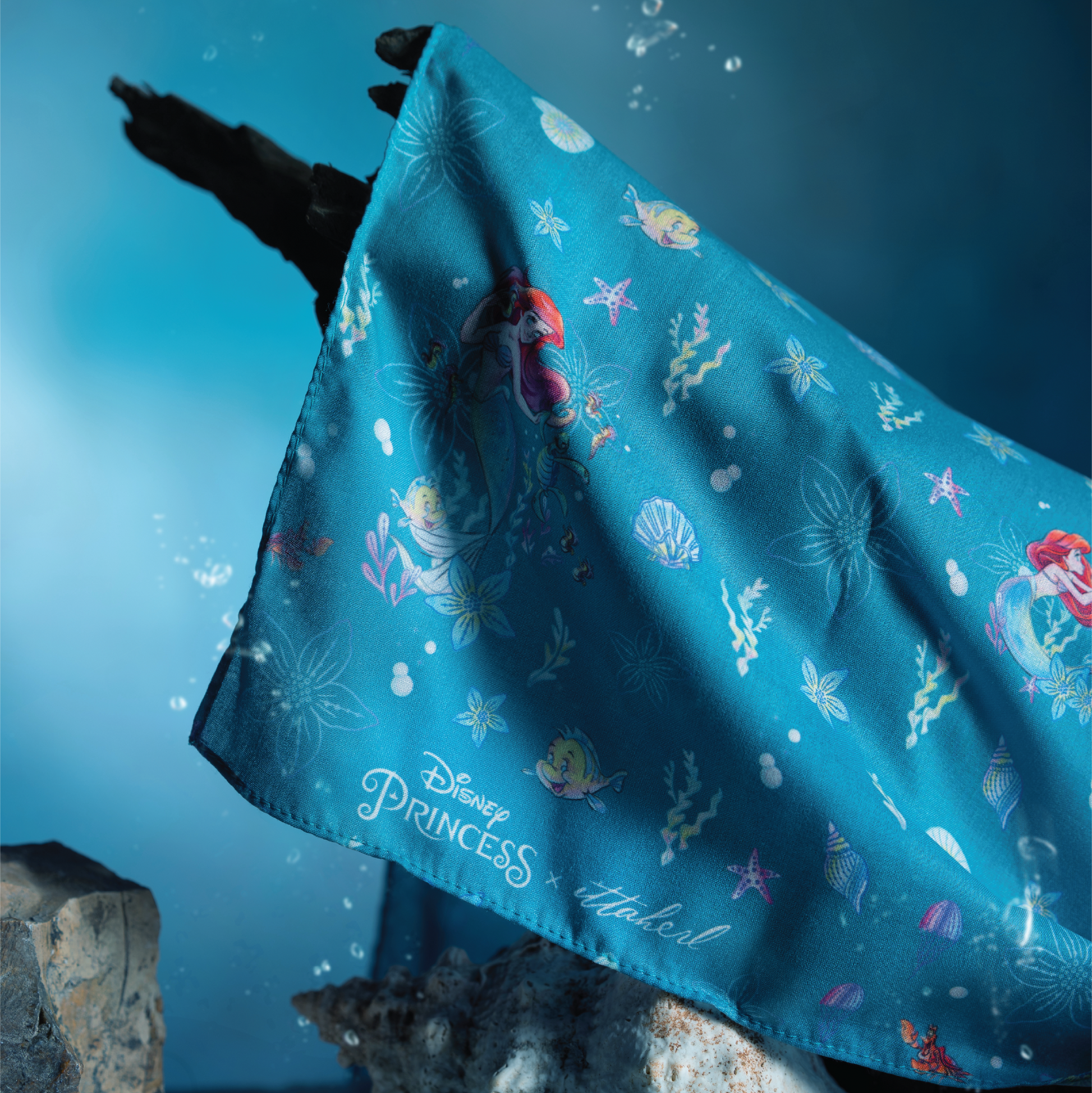 Disney Princess Ariel x Ittaherl - Scarf Under The Sea